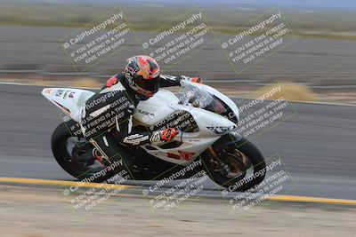 media/Jan-14-2023-SoCal Trackdays (Sat) [[497694156f]]/Turn 11 Inside (950am)/